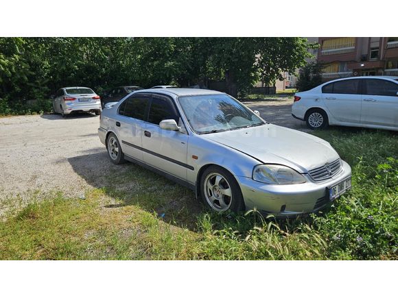 Sahibinden Honda Civic 1.6 i ES 2000 Model