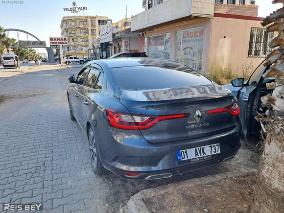 REİS BEY'DEN HATASIZ MEGANE