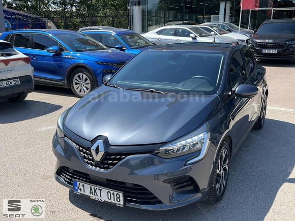 SEAT&SKODA&CUPRA KELEŞLER'DEN 2022 RENAULT CLİO JOY EDC ORJİNAL