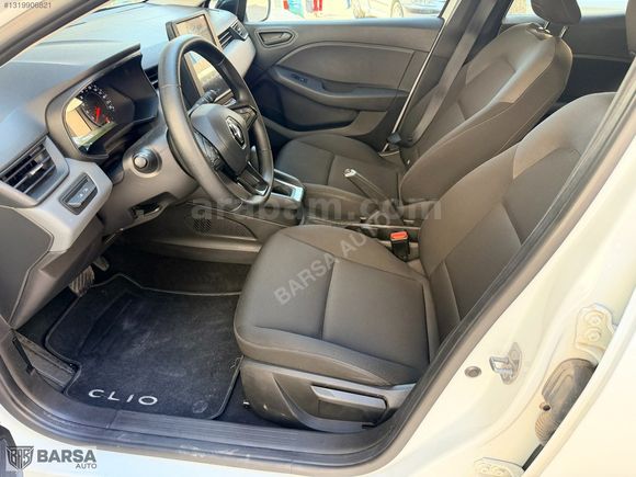 BARSA AUTO - TESLA EKRAN 65km 2023 CLİO 1.0 OTOMATİK -12 TAKSİT