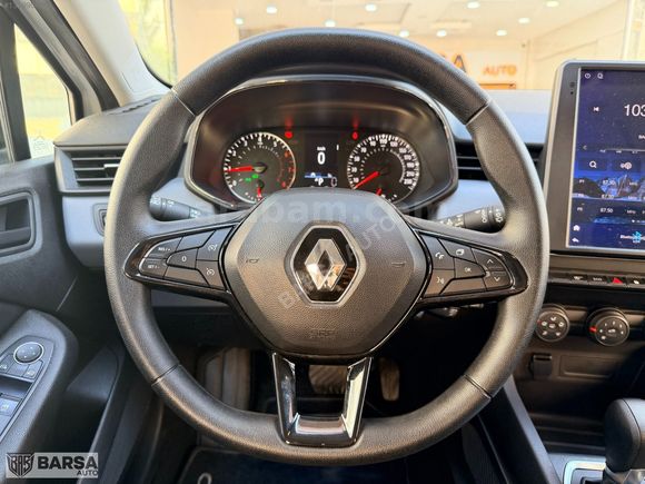 BARSA AUTO - TESLA EKRAN 65km 2023 CLİO 1.0 OTOMATİK -12 TAKSİT