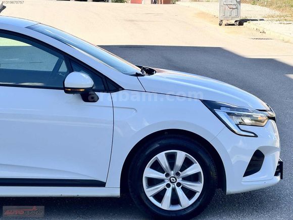 AUTO STAR'DAN UYGUN FİYATLI HATASIZ BOYASIZ CLİO