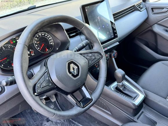 AUTO STAR'DAN UYGUN FİYATLI HATASIZ BOYASIZ CLİO