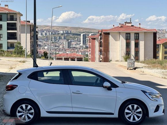 AUTO STAR'DAN UYGUN FİYATLI HATASIZ BOYASIZ CLİO