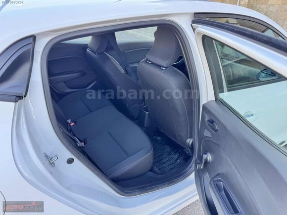 AUTO STAR'DAN UYGUN FİYATLI HATASIZ BOYASIZ CLİO