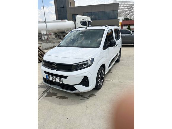 Sahibinden Opel Combo 1.5 CDTI Ultimate 2025 Model 