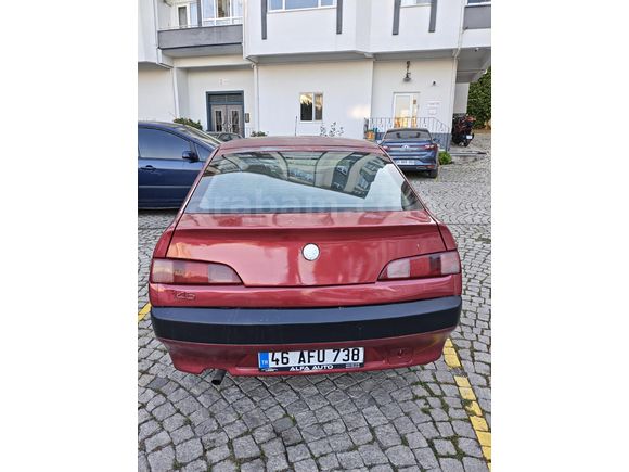 Geleni uzmem Alfa Romeo 146