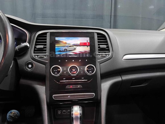 2023 ÇIKIŞLI RENAULT MEGANE ICON FULL SERVİS BAKIMLI KREDİ İMK