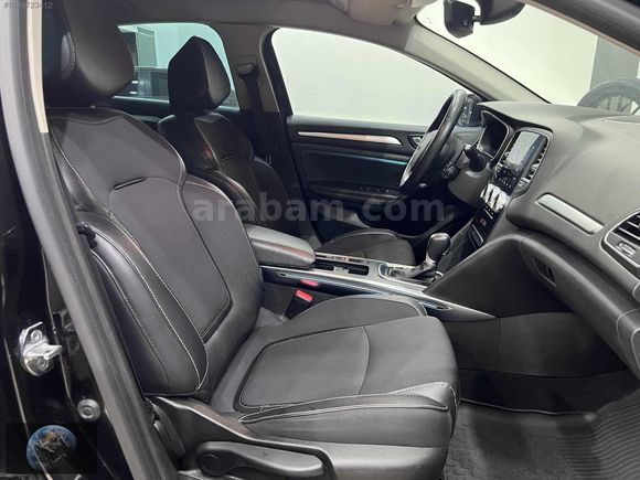 2023 ÇIKIŞLI RENAULT MEGANE ICON FULL SERVİS BAKIMLI KREDİ İMK