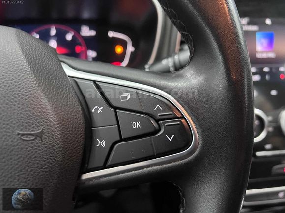 2023 ÇIKIŞLI RENAULT MEGANE ICON FULL SERVİS BAKIMLI KREDİ İMK