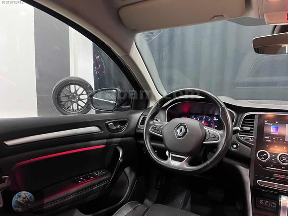 2023 ÇIKIŞLI RENAULT MEGANE ICON FULL SERVİS BAKIMLI KREDİ İMK