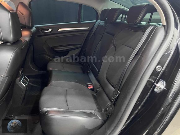 2023 ÇIKIŞLI RENAULT MEGANE ICON FULL SERVİS BAKIMLI KREDİ İMK