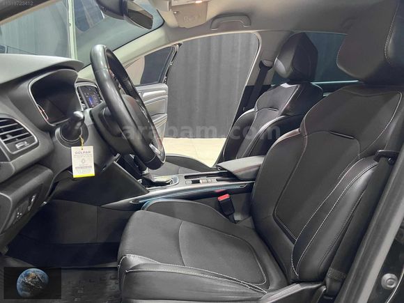 2023 ÇIKIŞLI RENAULT MEGANE ICON FULL SERVİS BAKIMLI KREDİ İMK