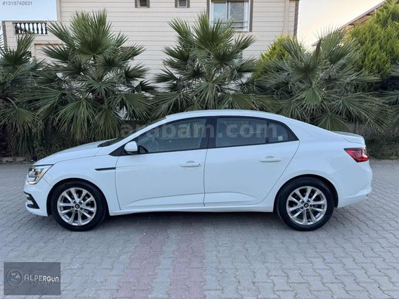 ALPERGÜN-2021 RENAULT MEGANE 1.5 BLUE DCI YETKİLİ SERVİS BAKIMLI