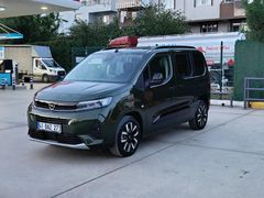 Sahibinden Opel Combo 1.5 CDTI Ultimate 2025 Model  6.900 km Yeşil (metalik)
