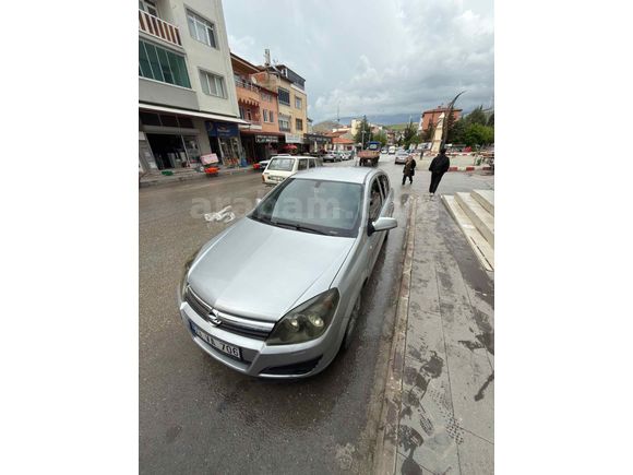 Sahibinden Opel Astra 1.3 CDTI Enjoy 2006 Model 