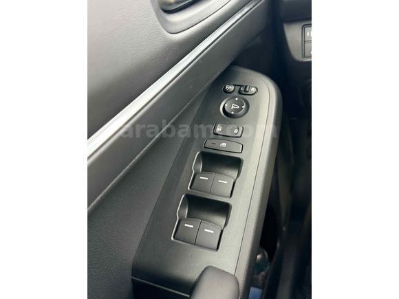 Sahibinden Honda HR-V 1.5 e-HEV Advance 2025 Model Sivas