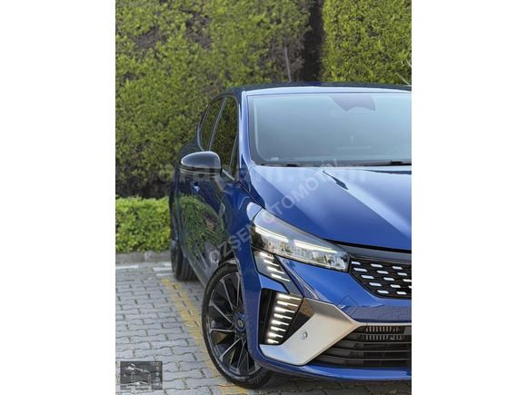 2025 MODEL 1.0 TCE OTOMATİK 15.000 KM RENAULT CLİO TECHNO ALPİNE