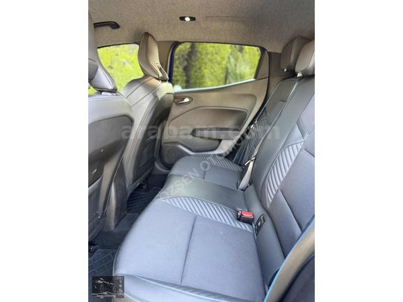 2025 MODEL 1.0 TCE OTOMATİK 15.000 KM RENAULT CLİO TECHNO ALPİNE