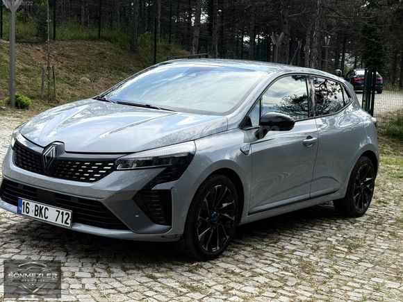 2024 Clio Techno Esprit Alpine |Hatasız Boyasız | Tesla Ekran