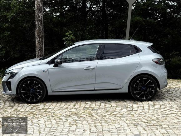 2024 Clio Techno Esprit Alpine |Hatasız Boyasız | Tesla Ekran