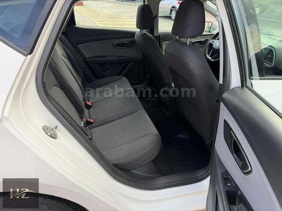 2017 MODEL HATASIZ OTOMATİK VİTES 186.000 KM 1.6 TDİ LEON