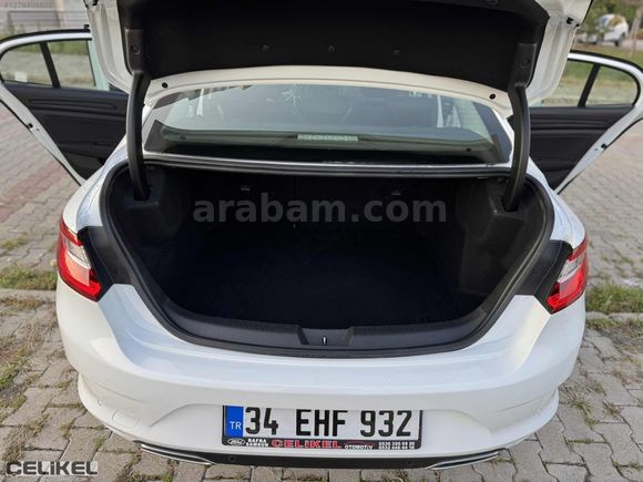 2021 MODEL 1.5 BLUE DCİ HATASIZ SERVİS BAKIMLI 7 İLERİ OTOMATİK