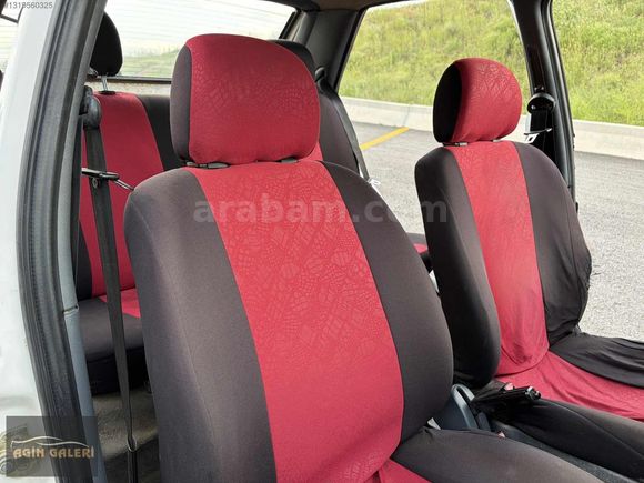 DEĞİŞENSİZ YENİ MUAYENELİ 98 SKODA FELİCİA 1.3 LX LPG BAKIMLI