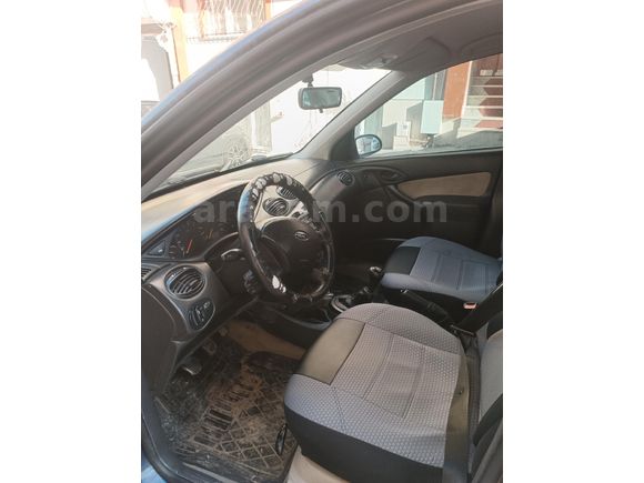 Sahibinden Ford Focus 1.4 Comfort 2003 Model