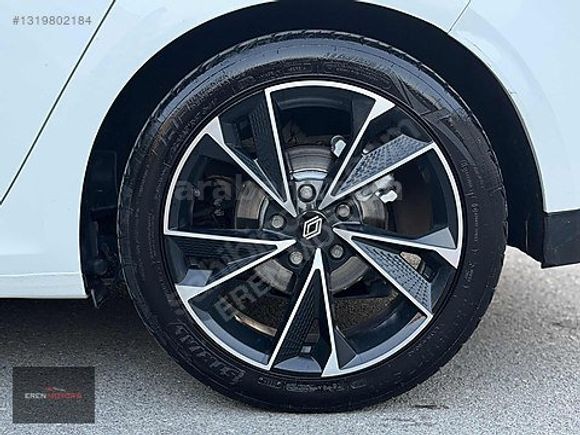 HATASIZ BOYASIZ +LPG + TESLA EKRAN+GERİ GÖRÜŞ+ÇELİK JANT