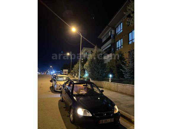 Sahibinden Honda Civic 1.6 i ES 2000 Model  310.000km Lacivert