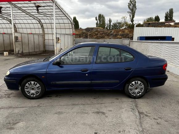 Sahibinden Renault Megane 1.6 2000 Model  280.000 km