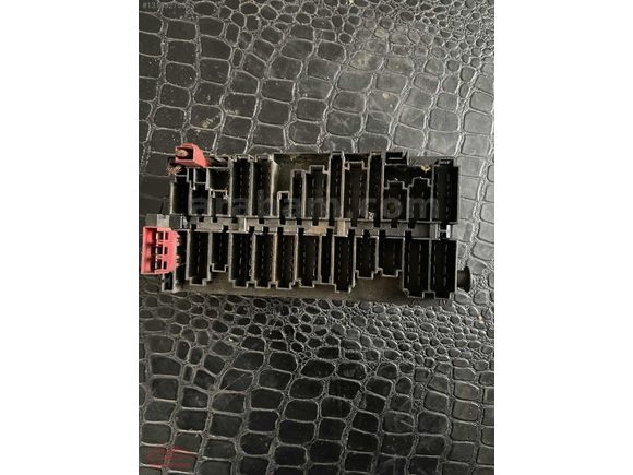 TRANSPORTER T4 sSİGORTA PANELİ