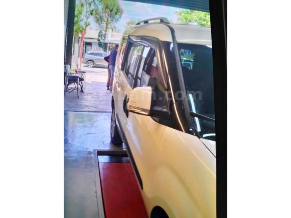 Sahibinden Fiat Doblo Combi 1.3 Multijet Premio 2017 Model