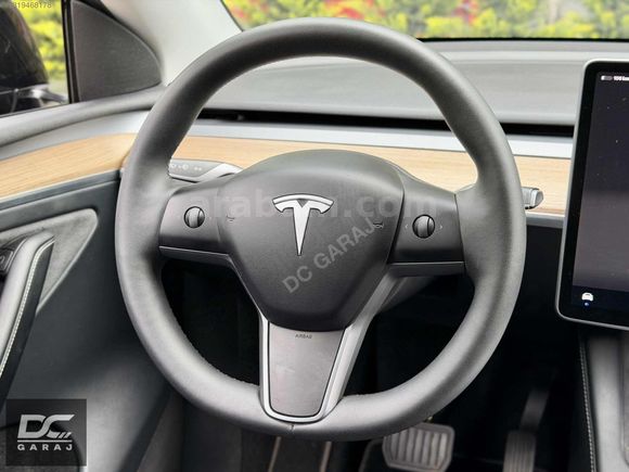 *DC GARAJ*TESLA MODEL Y/2024/25KM/SOLID BLACK/PPF/HATASZ/BOYASIZ