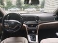Sahibinden Hyundai Elantra 1.6 CRDi Elite 2016 Model Eskişehir 196.000 km Gri (titanyum)
