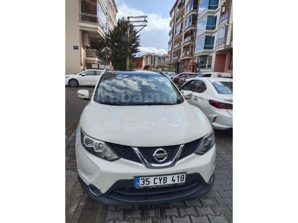 Sahibinden Nissan Qashqai 1.2 DIG-T Sky Pack 2015 Model