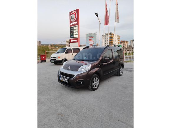 Sahibinden Fiat Fiorino Combi 1.4 Fire Safeline 2017 Model  106.000 km Kahverengi