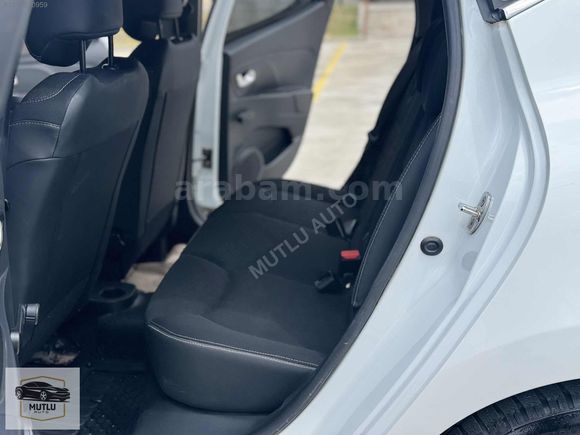2015 MDL 1.5 DIZEL ÇELIK JANTLI TOUCH PAKET HATASIZ CLIO