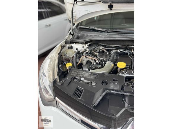 2015 MDL 1.5 DIZEL ÇELIK JANTLI TOUCH PAKET HATASIZ CLIO