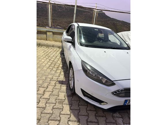 Sahibinden Ford Focus 1.5 TDCi Titanium 2015 Model  Beyaz