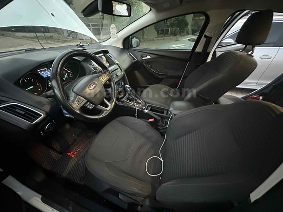 Sahibinden Ford Focus 1.5 TDCi Titanium 2015 Model  Beyaz
