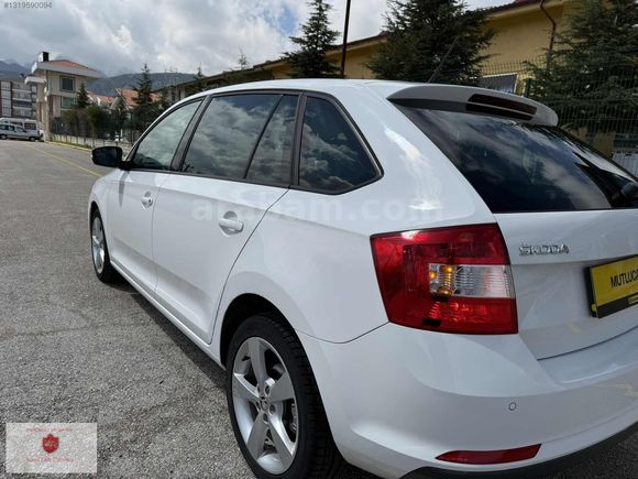 OTOMATİK RAPİD  BOYASIZ (91 BİN KM) TURBO GREENTEC STYLE İLK EL