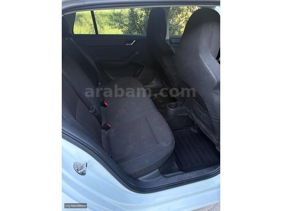 ERD GARAGE'DEN CAM TAVANLI MÜKEMMEL TEMİZLİKTE DİZEL OTOMATİK