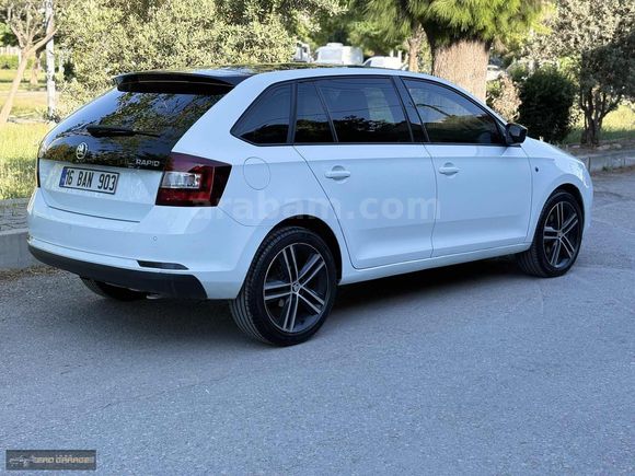 ERD GARAGE'DEN CAM TAVANLI MÜKEMMEL TEMİZLİKTE DİZEL OTOMATİK