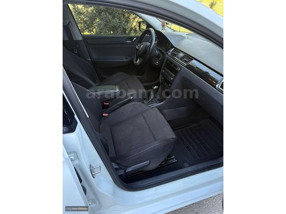 ERD GARAGE'DEN CAM TAVANLI MÜKEMMEL TEMİZLİKTE DİZEL OTOMATİK