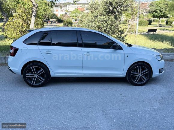 ERD GARAGE'DEN CAM TAVANLI MÜKEMMEL TEMİZLİKTE DİZEL OTOMATİK