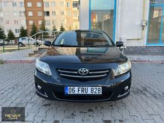NEVAK CARS'TAN TEMİZ DİZEL COROLLA OTOMATİK