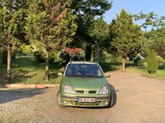Sahibinden Renault Scenic 1.6 RXE 2000 Model 