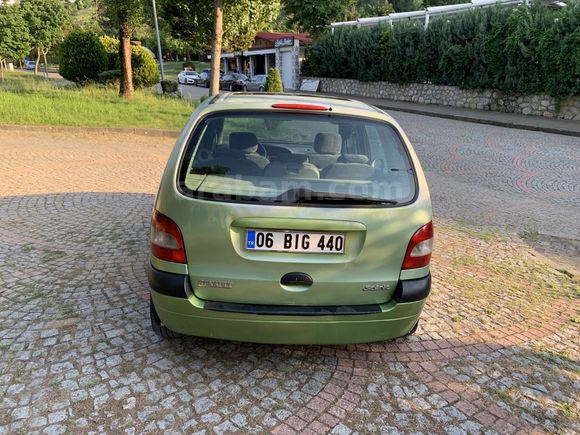 Sahibinden Renault Scenic 1.6 RXE 2000 Model 